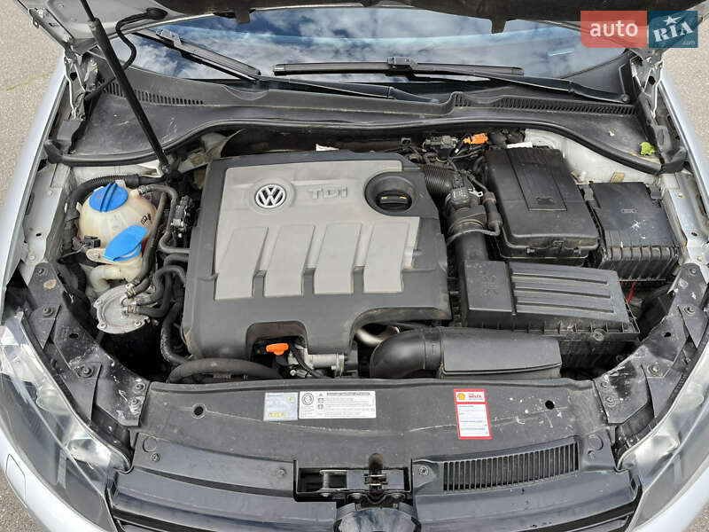 Універсал Volkswagen Golf 2010 в Кривому Розі