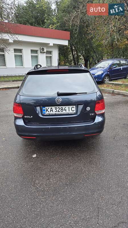 Універсал Volkswagen Golf 2008 в Києві
