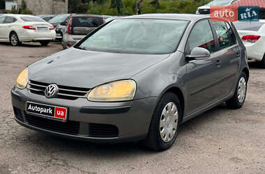 Хетчбек Volkswagen Golf 2005 в Вінниці