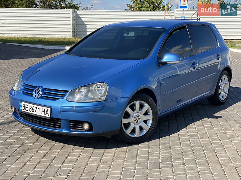 Volkswagen Golf 2003
