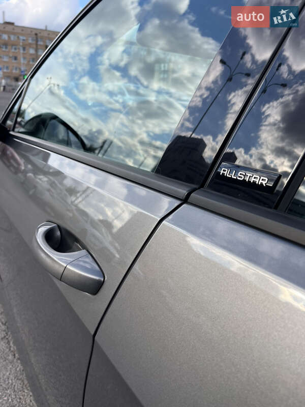 Універсал Volkswagen Golf 2016 в Полтаві