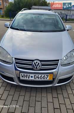Універсал Volkswagen Golf 2009 в Нововолинську