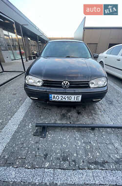 Хетчбек Volkswagen Golf 2001 в Добрянському