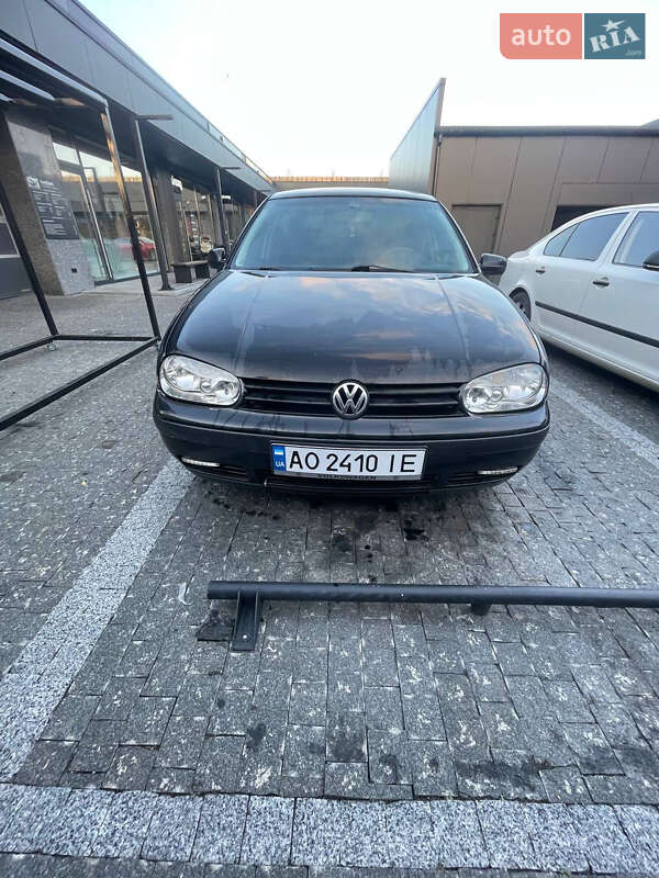 Volkswagen Golf 2001