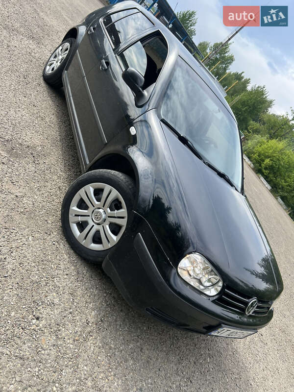 Volkswagen Golf 2001