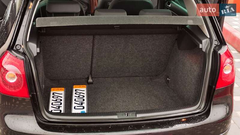 Хетчбек Volkswagen Golf 2008 в Полтаві