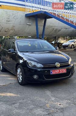 Универсал Volkswagen Golf 2010 в Луцке
