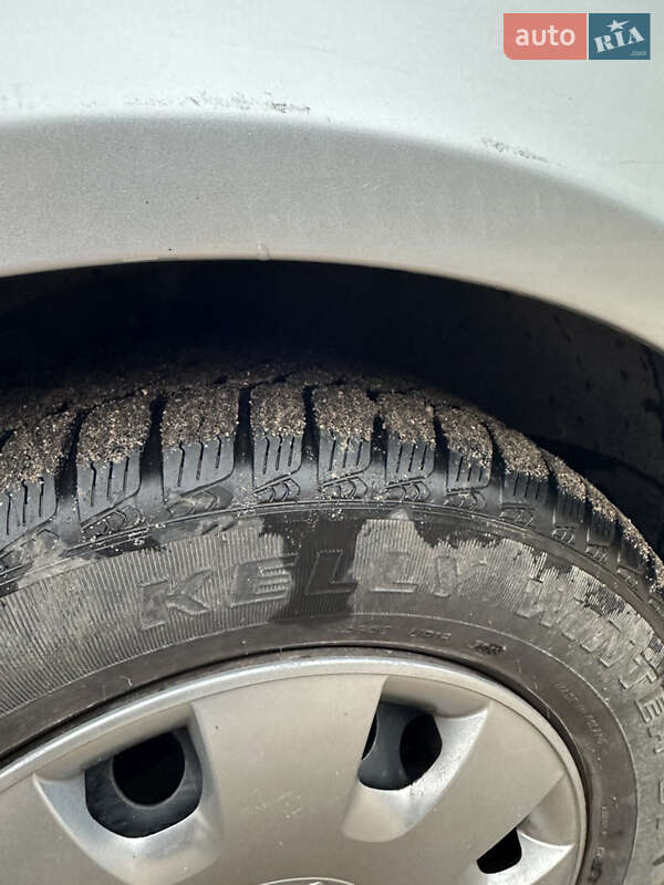 Хэтчбек Volkswagen Golf 2008 в Тернополе