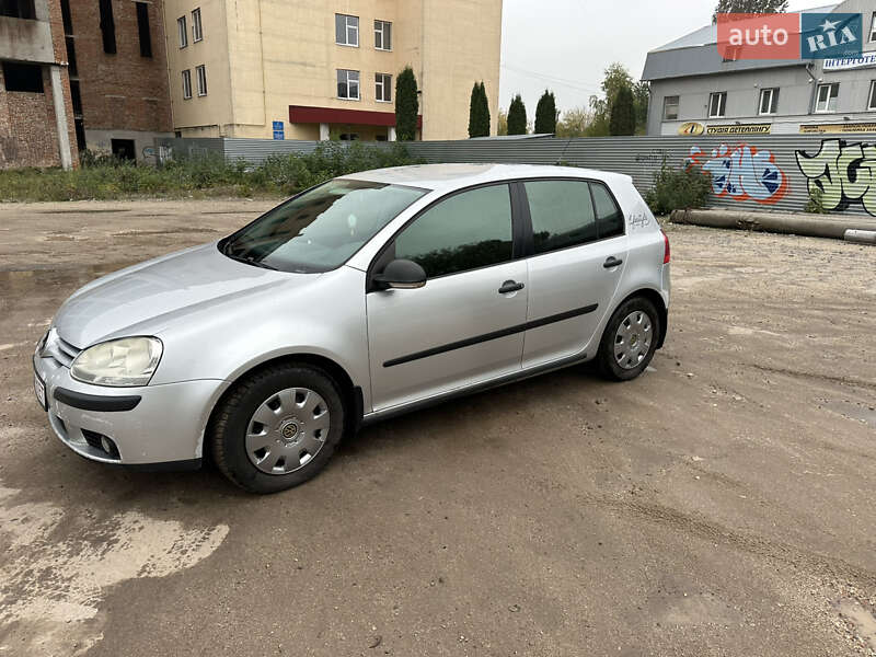Хэтчбек Volkswagen Golf 2008 в Тернополе