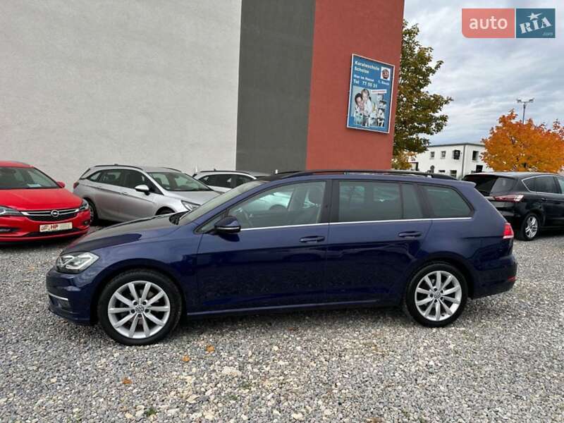 Универсал Volkswagen Golf 2017 в Ужгороде