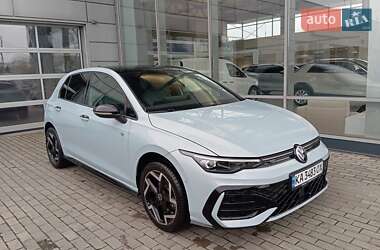 Хэтчбек Volkswagen Golf 2025 в Киеве