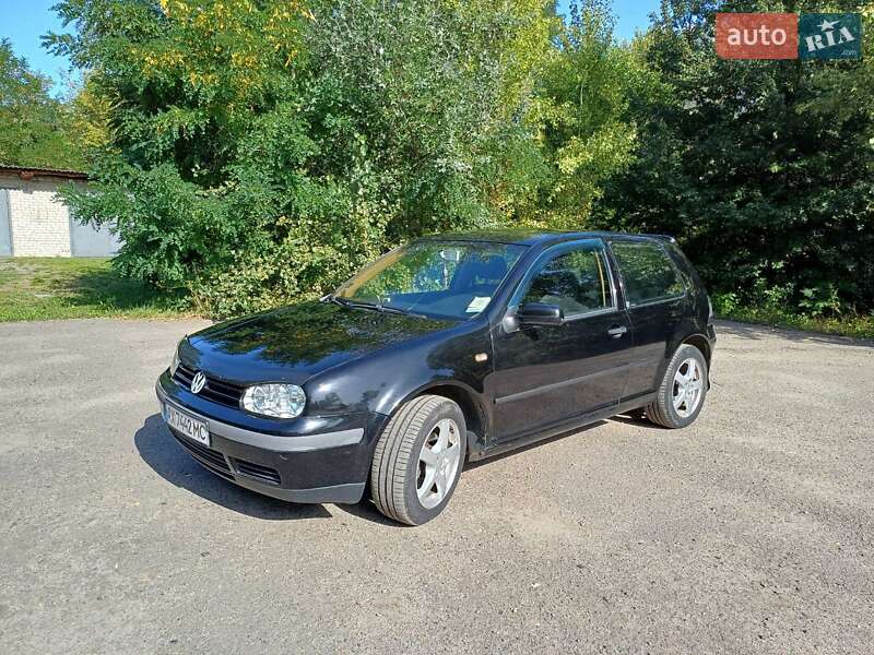 Volkswagen Golf 2002