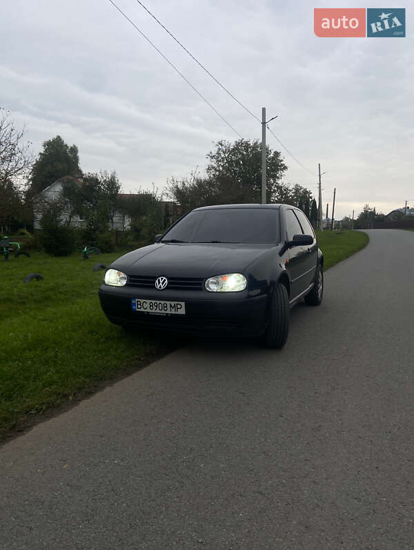 Volkswagen Golf 1998