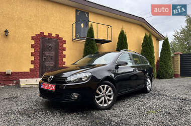 Универсал Volkswagen Golf 2010 в Луцке