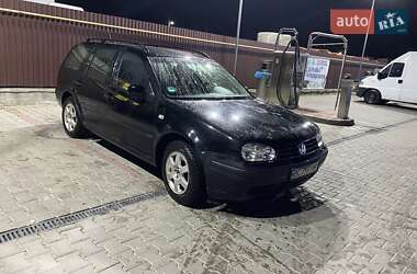 Универсал Volkswagen Golf 2005 в Львове