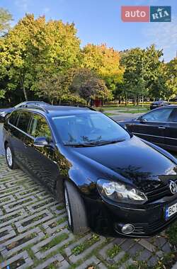 Универсал Volkswagen Golf 2013 в 