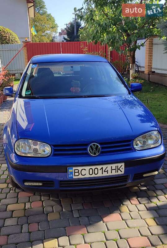 Volkswagen Golf 2002