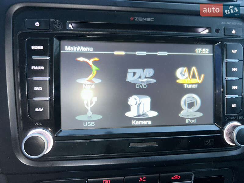 Універсал Volkswagen Golf 2010 в Чернігові