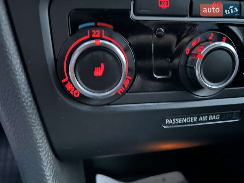 Універсал Volkswagen Golf 2010 в Чернігові