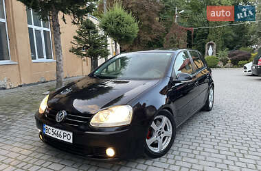 Хэтчбек Volkswagen Golf 2005 в Львове