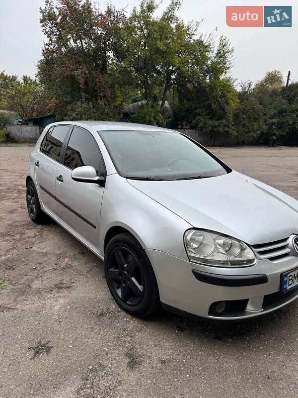 Volkswagen Golf 2004