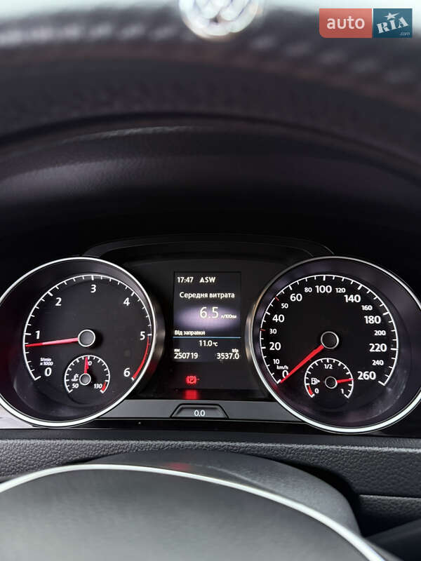 Универсал Volkswagen Golf 2016 в Тернополе