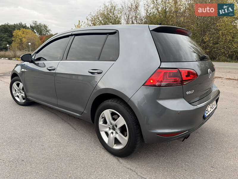 Хэтчбек Volkswagen Golf 2014 в Кролевце