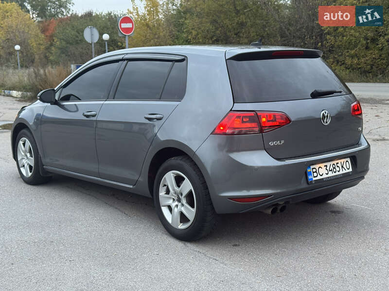 Хэтчбек Volkswagen Golf 2014 в Кролевце