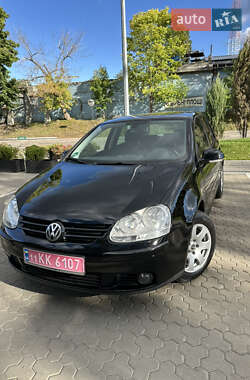 Хетчбек Volkswagen Golf 2008 в Києві