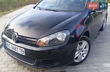 Универсал Volkswagen Golf 2010 в 