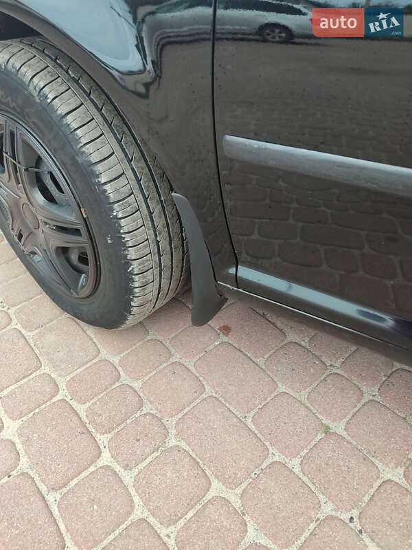 Универсал Volkswagen Golf 2000 в Рогатине