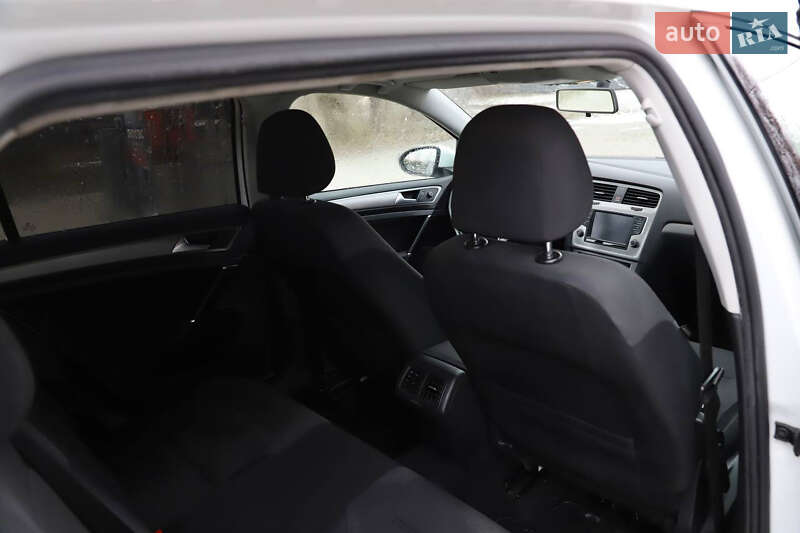 Универсал Volkswagen Golf 2016 в Тернополе фото 15 Универсал Volkswagen Golf 2016 в Тернополе