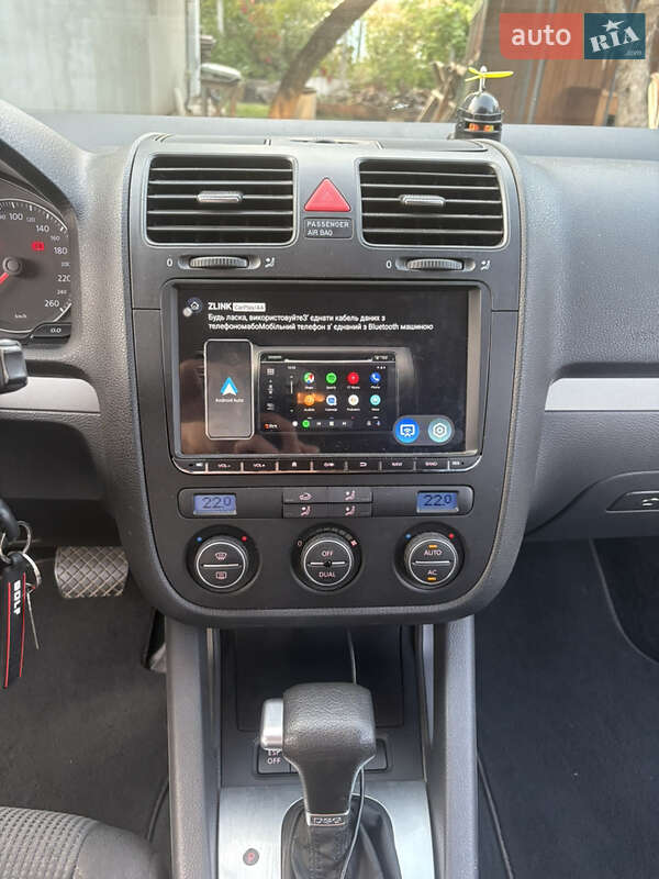 Універсал Volkswagen Golf 2007 в Дніпрі