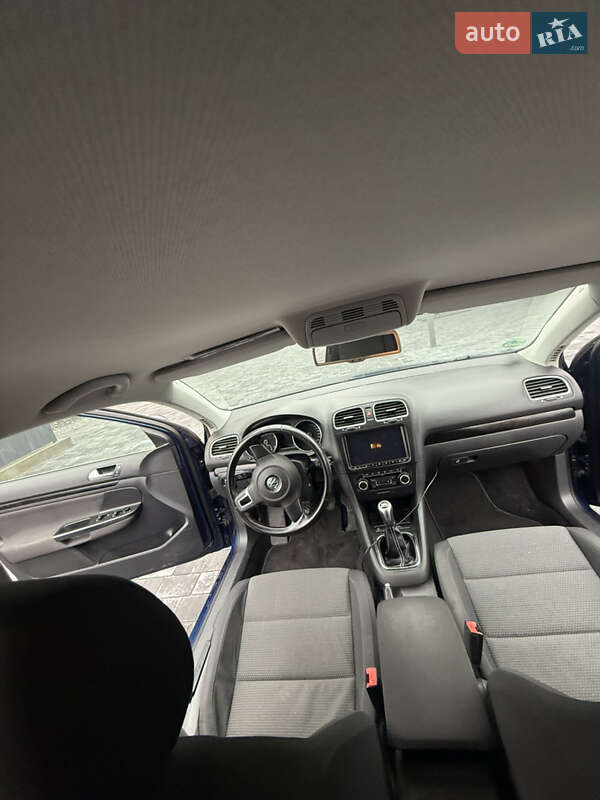 Універсал Volkswagen Golf 2010 в Хмельницькому