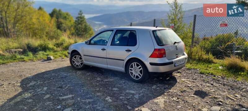 Хэтчбек Volkswagen Golf 1999 в Киеве фото Хэтчбек Volkswagen Golf 1999 в Киеве