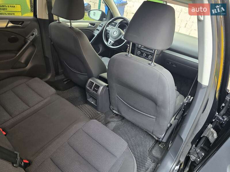 Хэтчбек Volkswagen Golf 2013 в Киеве фото 18 Хэтчбек Volkswagen Golf 2013 в Киеве