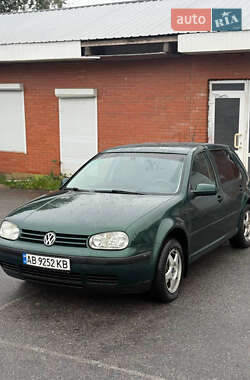 Хетчбек Volkswagen Golf 1998 в Вінниці