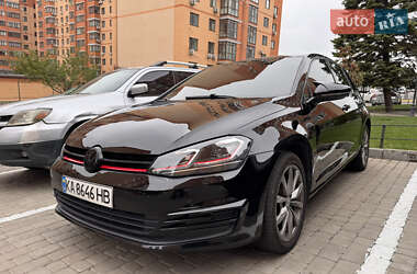 Хэтчбек Volkswagen Golf 2015 в Днепре