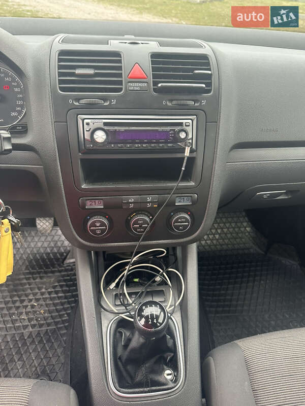 Хэтчбек Volkswagen Golf 2008 в Львове фото 12 Хэтчбек Volkswagen Golf 2008 в Львове