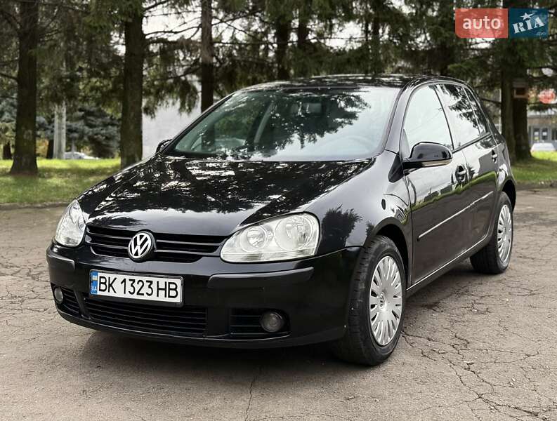 Volkswagen Golf 2004