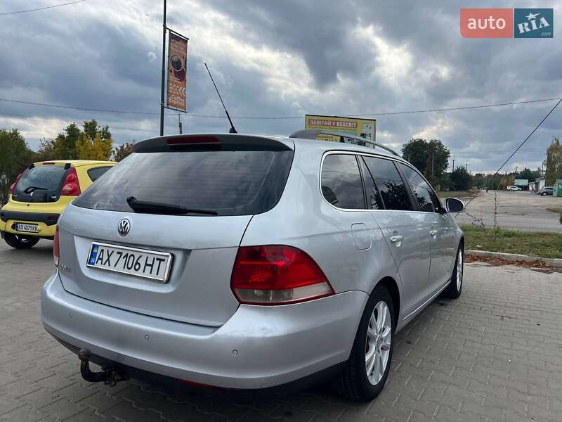 Универсал Volkswagen Golf 2009 в Первомайске