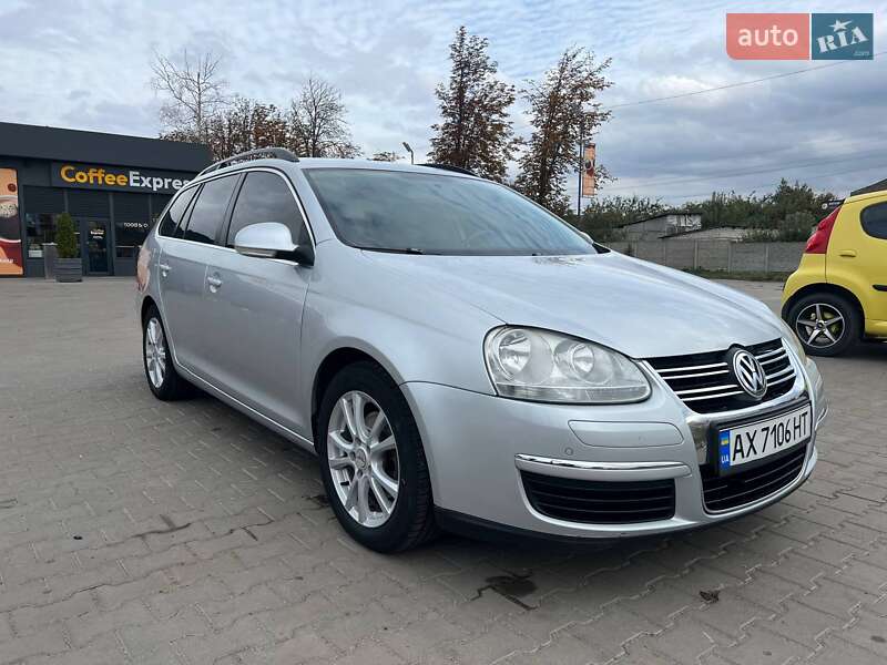 Универсал Volkswagen Golf 2009 в Первомайске