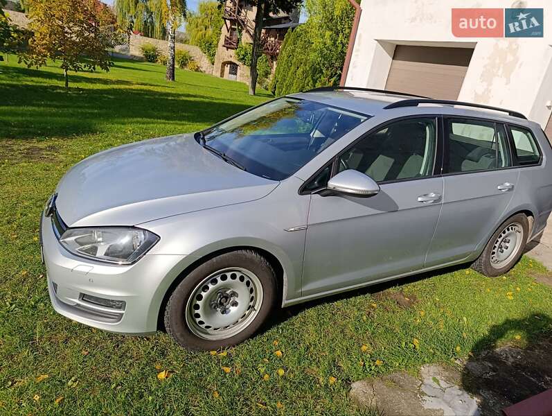 Універсал Volkswagen Golf 2015 в Летичіві