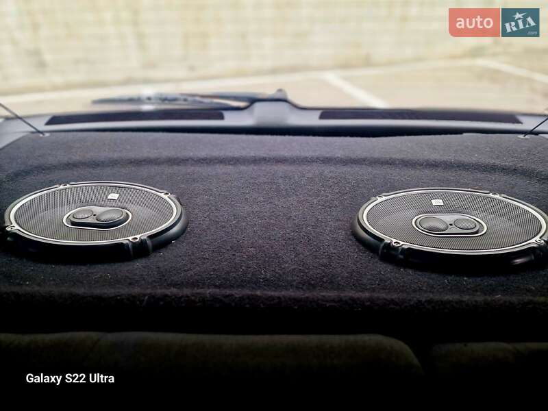 Хетчбек Volkswagen Golf 2001 в Одесі