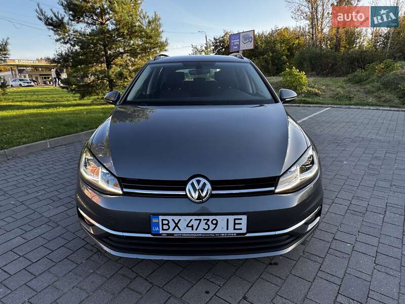 Універсал Volkswagen Golf 2019 в Хмельницькому