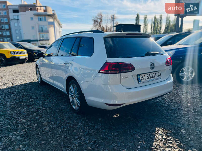 Универсал Volkswagen Golf 2016 в Полтаве