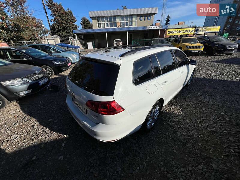 Универсал Volkswagen Golf 2016 в Полтаве