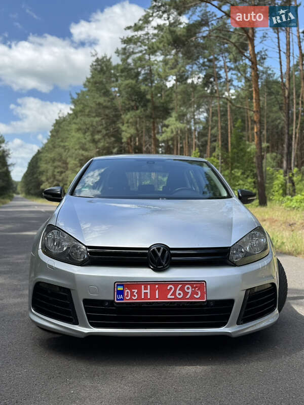 Хетчбек Volkswagen Golf 2009 в Луцьку