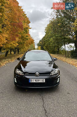 Универсал Volkswagen Golf 2016 в Черкассах