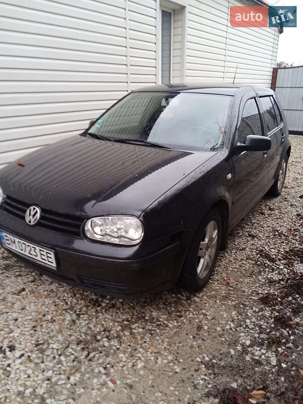 Хетчбек Volkswagen Golf 2001 в Сумах
